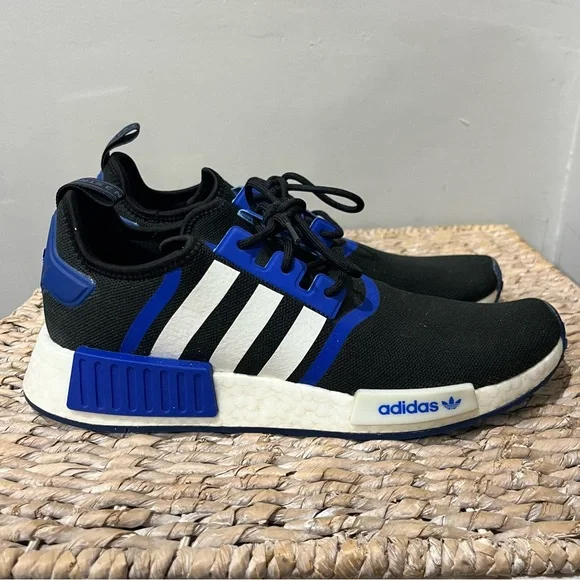 adidas gazelle silver green womens Adidas NMD_R1 Primeblue Shoes